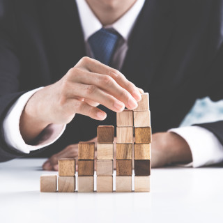 Accompagnement des transitions professionnelles individuelles et collectives